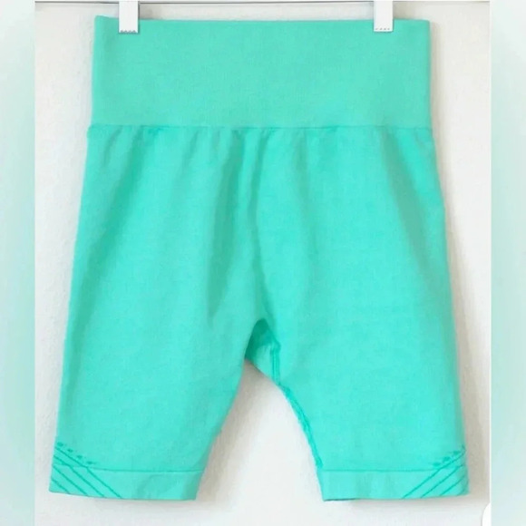 JoyLab Women's High-Rise Seamless Bike Shorts 7" Green Size Medium Athletic - Picture 8 of 9